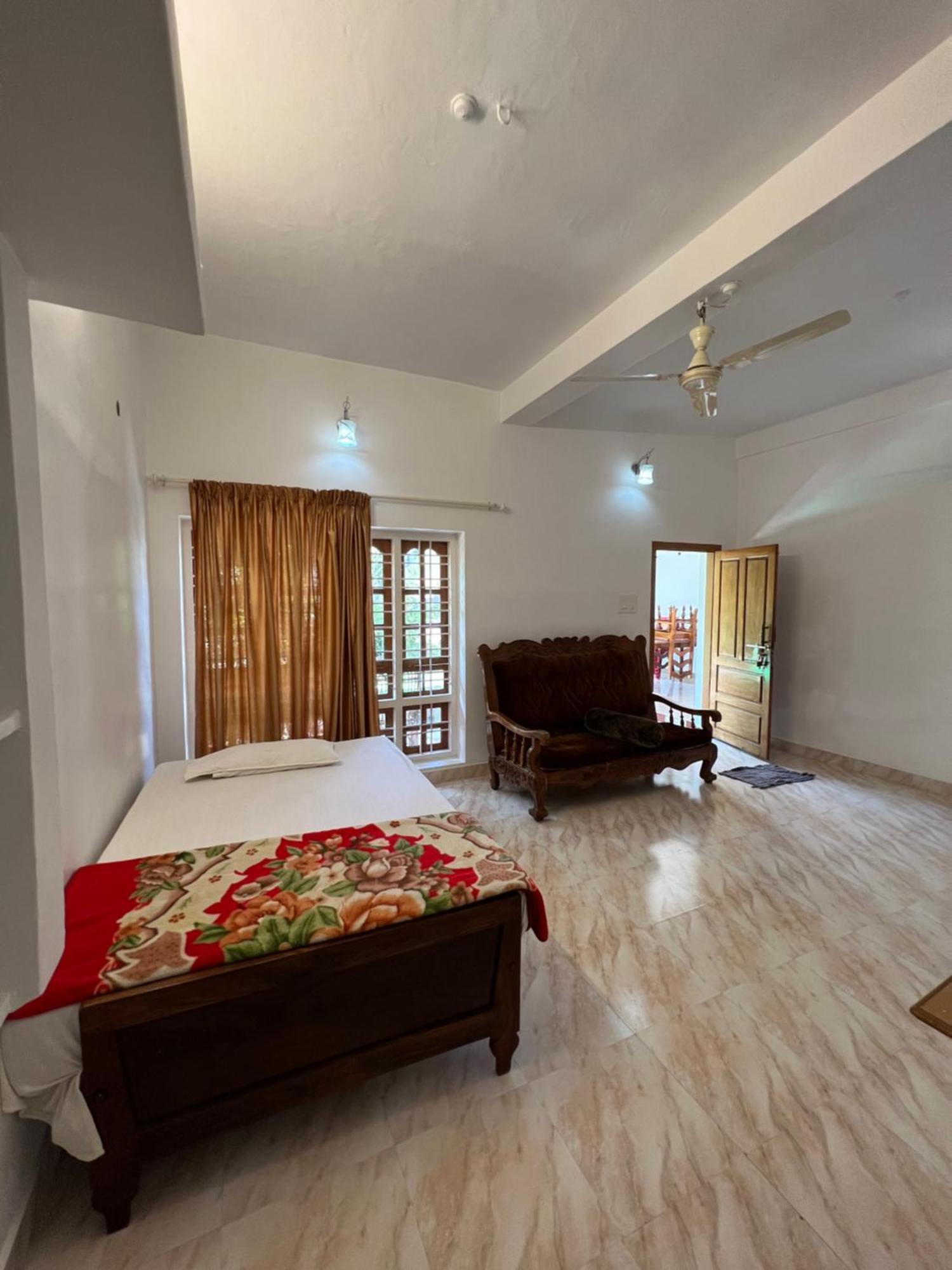 Tranquilou Homestay Thekkady Exteriör bild