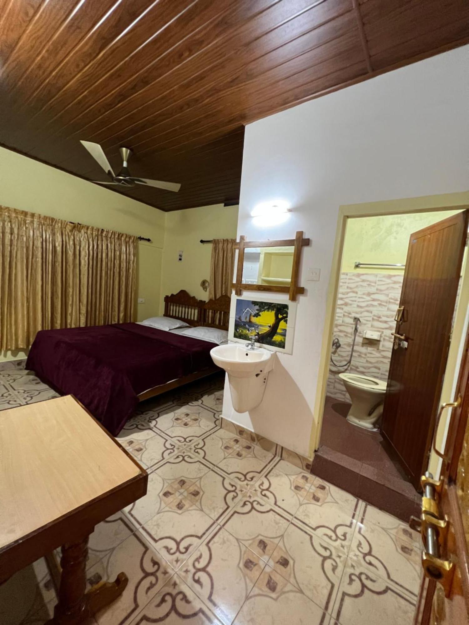 Tranquilou Homestay Thekkady Exteriör bild
